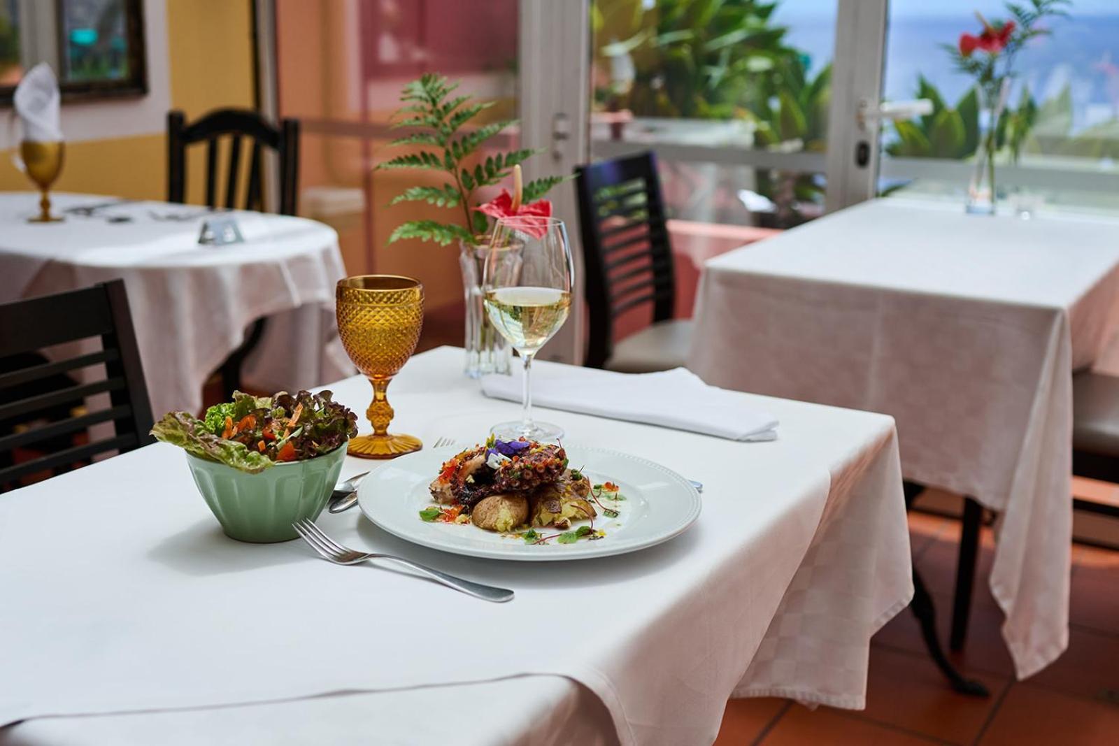Inn & Art Madeira 카니코 외부 사진