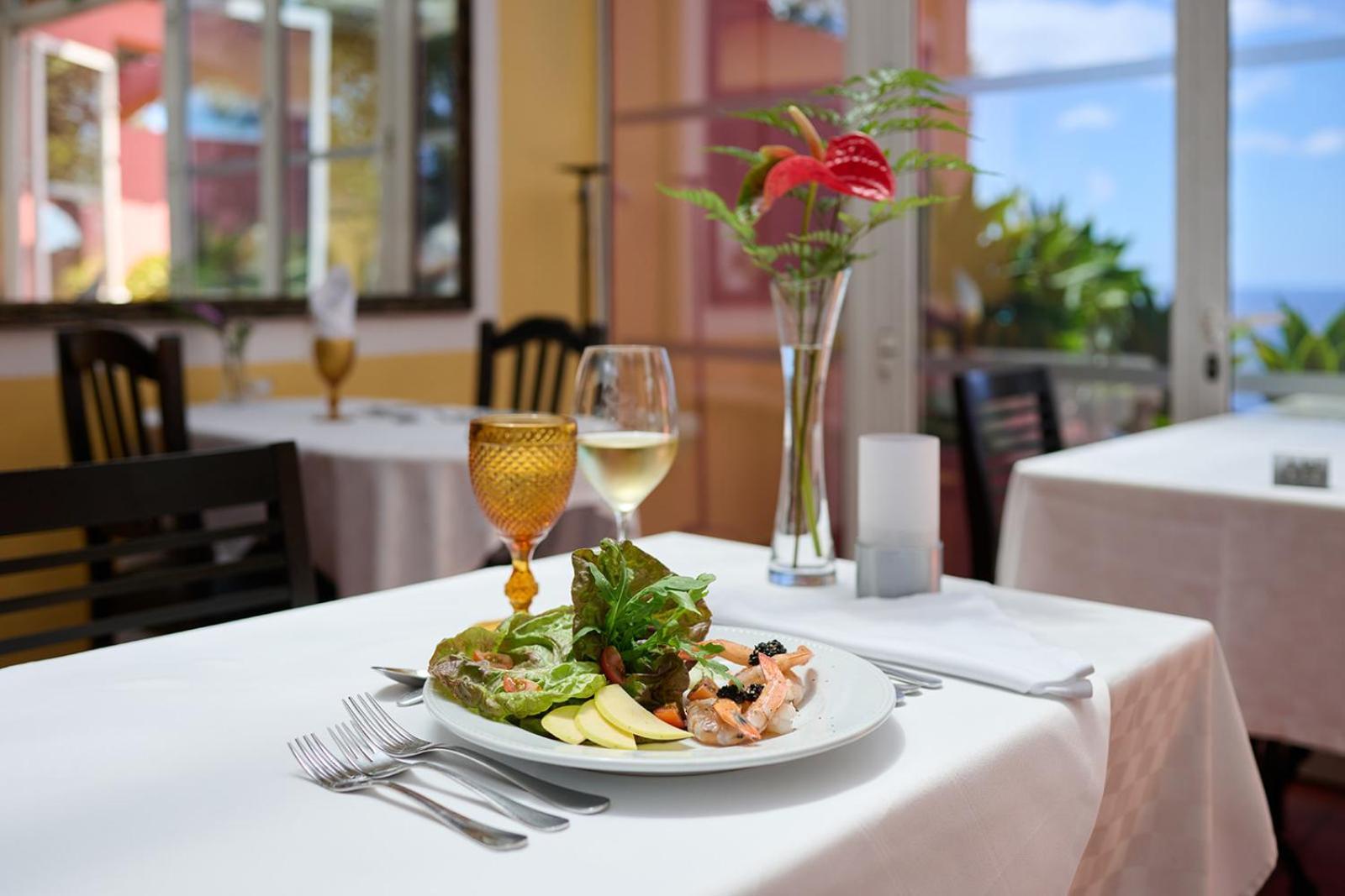 Inn & Art Madeira 카니코 외부 사진